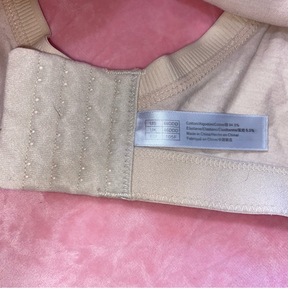 Cozy 46DDD Wireless Supportive Bralette Cream Nude Lounge Sports Bra Good Used C - Picture 3 of 9